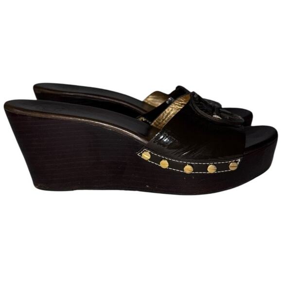 Tory Burch Patti Brown Patent Leather Logo Mules Gold Hardware Size 9.5 - Picture 4 of 15